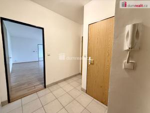 Pronájem bytu 2+kk, Kralupy nad Vltavou, Palackého nám., 52 m2