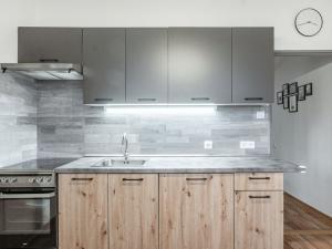 Prodej bytu 2+1, Telč - Telč-Staré Město, Radkovská, 73 m2