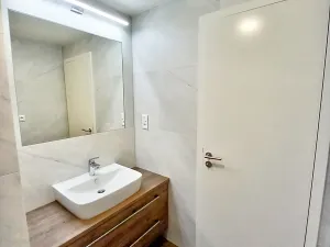 Pronájem bytu 2+kk, Praha - Vinohrady, Londýnská, 48 m2