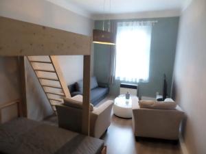 Pronájem bytu 2+kk, Praha, Plzeňská, 44 m2