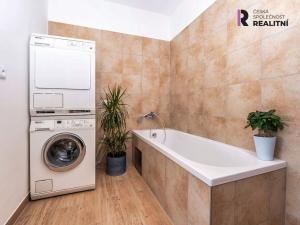 Prodej rodinného domu, Brno - Žebětín, Remízky, 191 m2