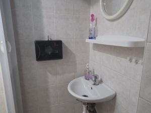 Pronájem obchodního prostoru, Hodonín, Štefánikova, 50 m2