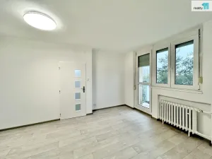 Pronájem bytu 4+1, Praha - Modřany, U zastávky, 75 m2