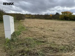 Prodej komerčního pozemku, Hustopeče, 2813 m2