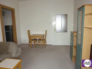 Pronájem bytu 2+kk, Praha, U křížku, 45 m2