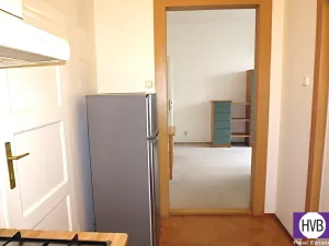 Pronájem bytu 2+kk, Praha, U křížku, 45 m2