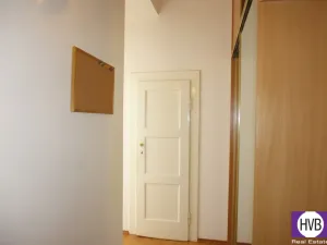 Pronájem bytu 2+kk, Praha, U křížku, 45 m2