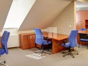 Pronájem kanceláře, Karlovy Vary - Dvory, Chebská, 75 m2