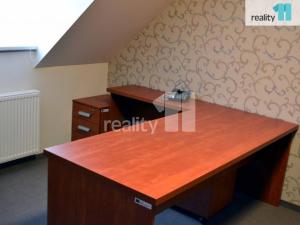 Pronájem kanceláře, Karlovy Vary - Dvory, Chebská, 75 m2