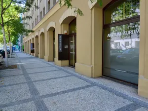 Prodej atypického bytu, Praha - Karlín, Šaldova, 194 m2