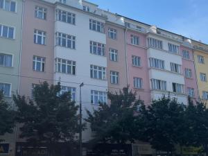 Pronájem bytu 3+1, Praha, Vinohradská, 110 m2