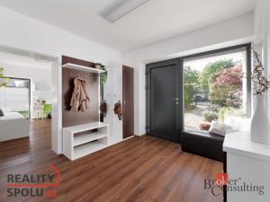 Prodej rodinného domu, Velké Popovice, U Školky, 190 m2