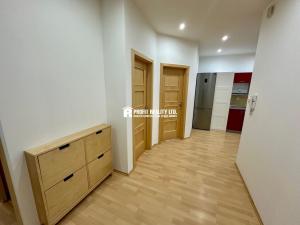 Pronájem bytu 2+kk, Beroun, Seydlovo nám., 85 m2