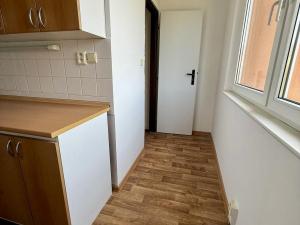 Pronájem bytu 3+1, Klášterec nad Ohří, Školní, 57 m2