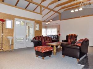 Prodej rodinného domu, Lobendava, 325 m2