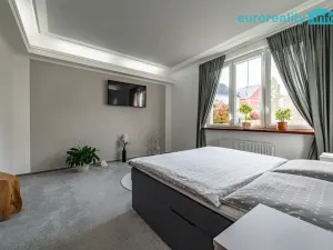 Prodej rodinného domu, Chodová Planá, Pivovarská, 274 m2