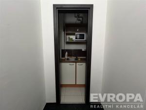 Pronájem kanceláře, Praha - Kunratice, Jana Růžičky, 21 m2