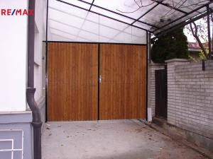 Pronájem garáže, Praha - Záběhlice, Roztylské náměstí, 20 m2