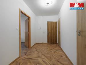 Prodej bytu 3+1, Karlovy Vary, 73 m2