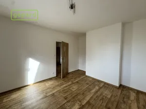 Pronájem bytu 1+1, Sokolov, Křížová, 39 m2