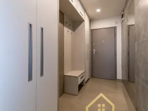 Pronájem bytu 1+kk, Praha - Vinohrady, Lucemburská, 31 m2