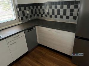 Pronájem bytu 2+kk, Břeclav, Kpt. Jaroše, 75 m2