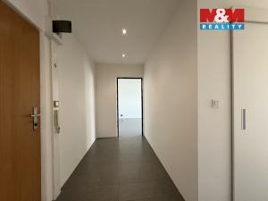 Prodej bytu 2+1, Chomutov, Holešická, 63 m2