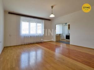 Pronájem bytu 1+1, Hodonín, Brněnská, 38 m2