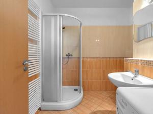 Pronájem bytu 1+kk, Lázně Bohdaneč, Za Pivovarem, 31 m2