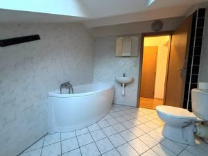 Pronájem bytu 2+kk, Plzeň - Jižní Předměstí, Krátká, 65 m2