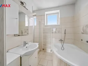 Prodej výrobních prostor, Skorošice, 1220 m2