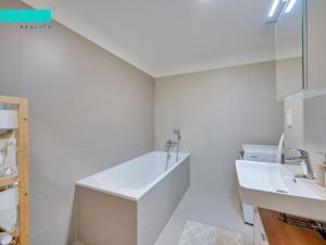 Pronájem bytu 2+kk, Olomouc, Eduarda Hamburgera, 62 m2