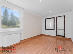 Prodej bytu 2+1, Kosmonosy, Jizerská, 64 m2