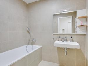 Pronájem bytu 2+kk, Olomouc, Ostrovní, 61 m2