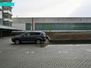 Pronájem garážového stání, Olomouc - Povel, Janského, 12 m2