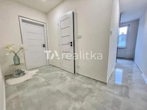 Pronájem bytu 1+1, Ostrava, Proskovická, 41 m2