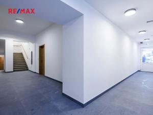 Prodej bytu 2+kk, Svoboda nad Úpou, Nádražní, 56 m2