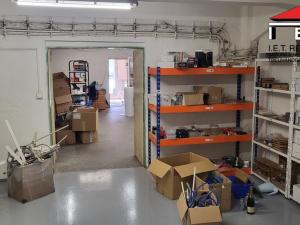 Pronájem skladu, Ostrava, Poděbradova, 450 m2