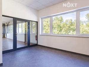 Pronájem kanceláře, Milovice, 140 m2