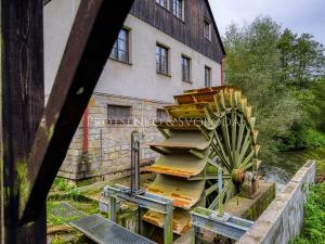 Prodej ubytování, Červená Lhota, 1220 m2