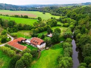 Prodej ubytování, Červená Lhota, 1220 m2