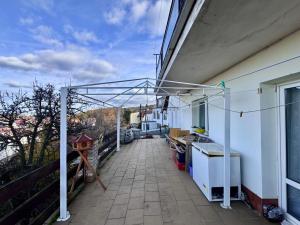 Pronájem bytu 3+1, Praha - Ruzyně, Kralupská, 90 m2