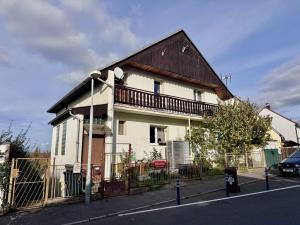 Pronájem bytu 3+1, Praha - Ruzyně, Kralupská, 90 m2