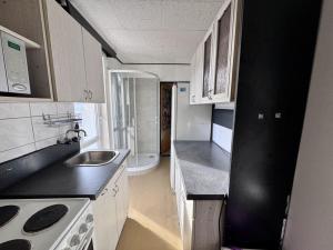 Pronájem rodinného domu, Praha - Ruzyně, Kralupská, 50 m2