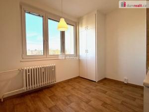 Pronájem bytu 2+1, Karlovy Vary - Stará Role, Okružní, 63 m2