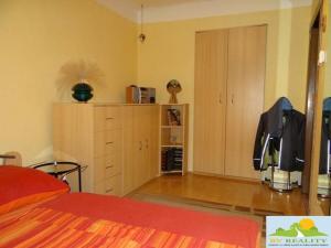 Pronájem bytu 3+1, Pardubice - Zelené Předměstí, Artura Krause, 57 m2