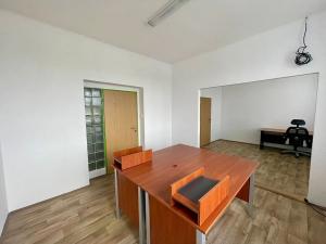 Pronájem kanceláře, Sulejovice, Kaplířova, 76 m2