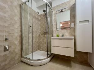 Pronájem bytu 2+1, Praha - Podolí, Pod Klaudiánkou, 76 m2