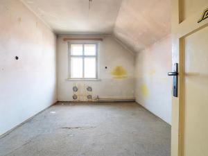 Prodej rodinného domu, Lochovice, 180 m2