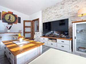 Prodej bytu 2+1, Chomutov, Vrchlického, 54 m2